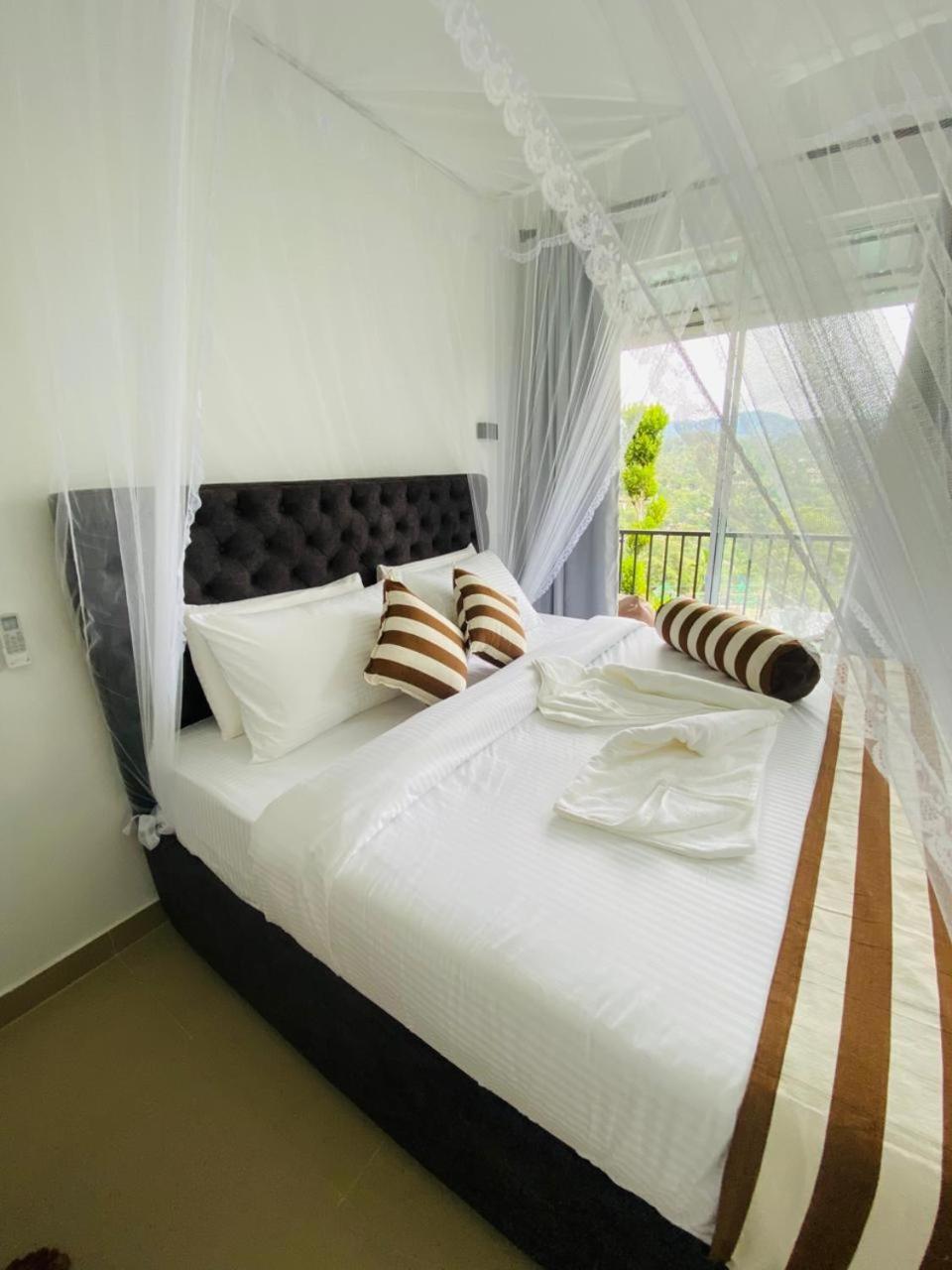 Ella Nimal Nest Inn Экстерьер фото